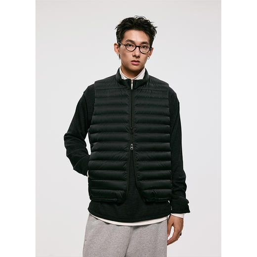 棉仓3571015001-【设计师合作版】基础变奏  经纬绗线简约感小立领链式羽绒马甲 商品图0