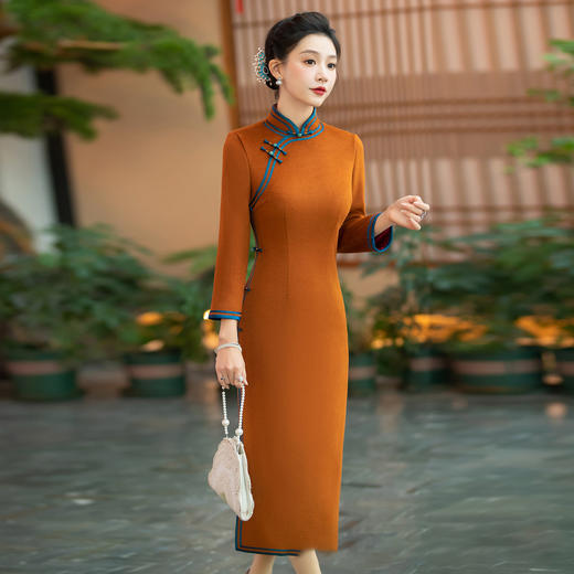 WX-YM-2毛呢旗袍裙复古旗袍敬酒服高端气质款 商品图2