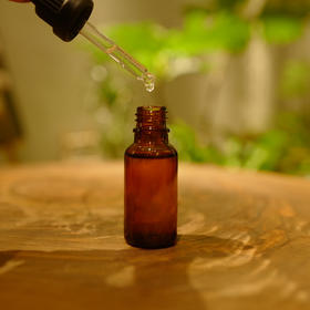 「有痘必入」囿香草本祛痘淡印调理精华20ml