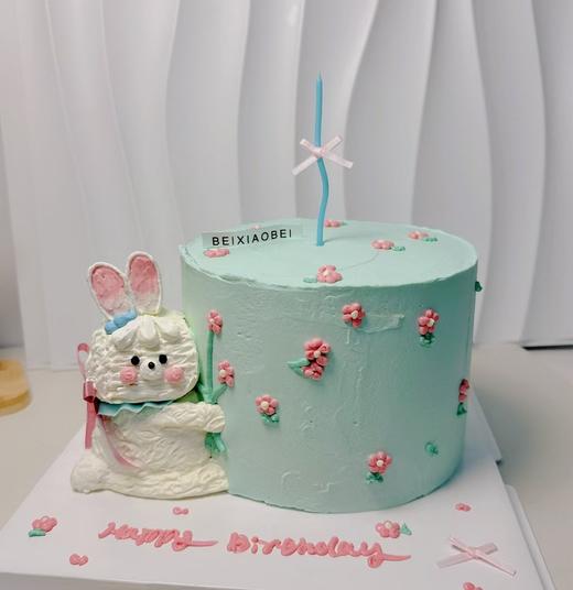 抱抱兔-加高手绘奶油霜卡通蛋糕 商品图1