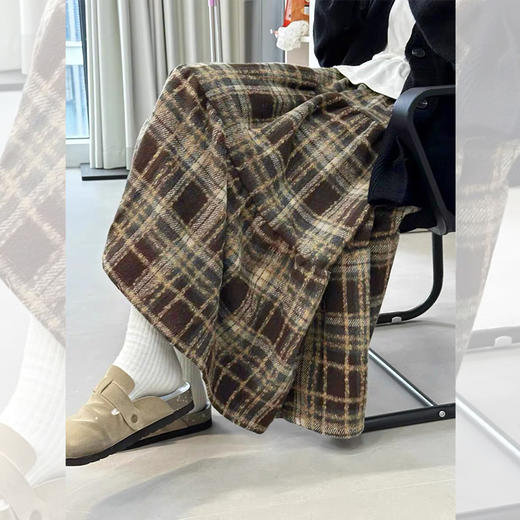 <曾小咸推荐>毛呢格纹蛋糕裙 日常价159/件 活动价89.99 ！【预售款，预计3-15天发货】 商品图0