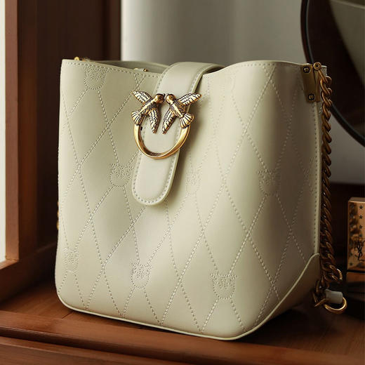 PINKO女士包袋菱格纹方链时尚皮革飞鸟燕子包水桶包1P22L3 Y81J  【G】 商品图1