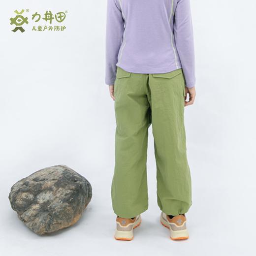 儿童户外秋冬款 防泼水轻量化吸湿亲肤感长裤 L2431S058CBGN 商品图2