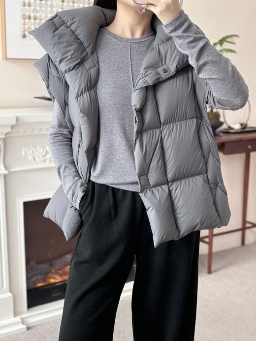 薄而暖的一款贴身羊毛打底衫！既柔软舒适又实穿百搭~选用美利奴天丝羊毛，质地柔软，带来轻若无物的穿着体验，回弹性佳，对身材的包容度高！合身不紧身，多色可选~ 商品图8