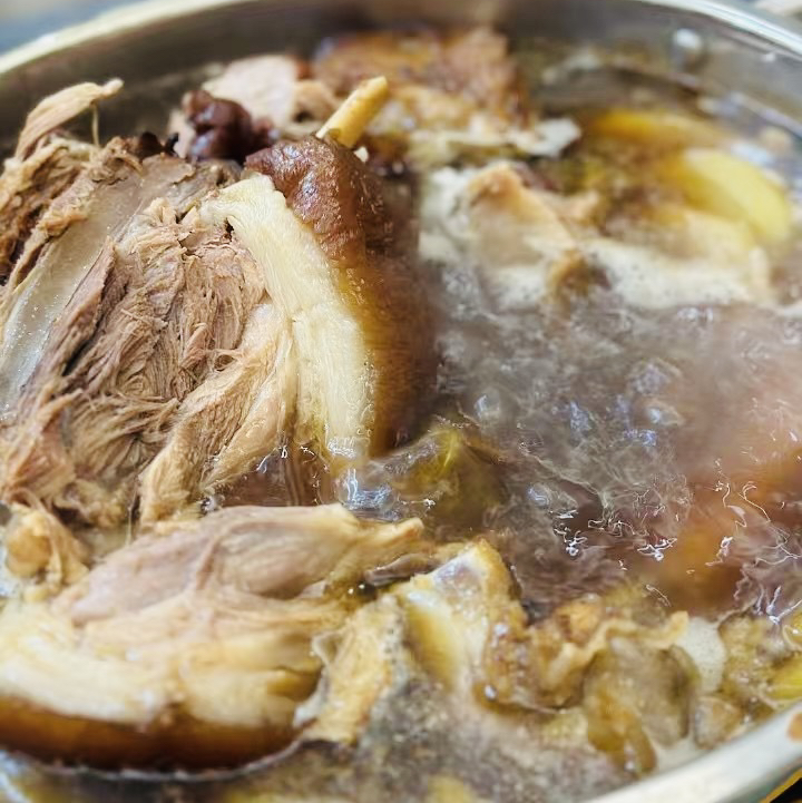 贵州特色酸菜蹄膀火锅套装全国除偏远地区外包邮