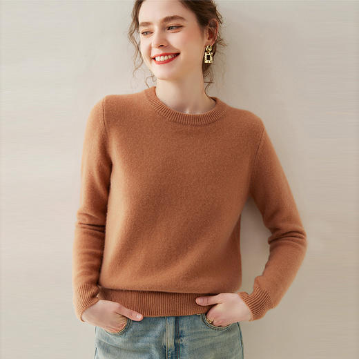 【自】全新升级【铂金会员441/天猫599/差价158】(10301) 洛诗琳2024秋冬新款时尚圆领加厚简约纯色百搭羊绒针织上衣 商品图4