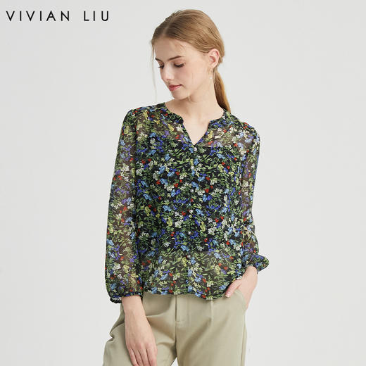 VIVIAN LIU R2423003春女装新款V领印花配内搭吊带长袖上衣 商品图0