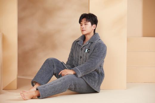 【6折限时优惠】【秀黛】男亲肤绒夹棉套装男士夹棉睡衣家居服套装L4550071T【门店同款】 商品图4