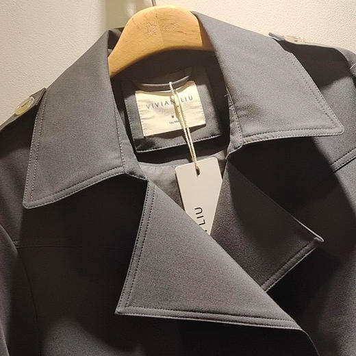 VIVIAN LIU薇薇安刘TD2443120初秋女装新款双排扣收腰长款风衣 商品图2