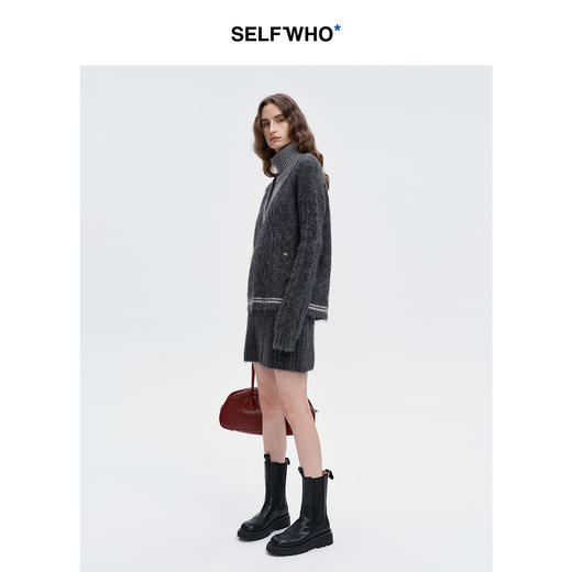 SELFWHO羊驼毛混纺假两件针织衫短裙两件套女2024冬经典百搭套装 商品图1