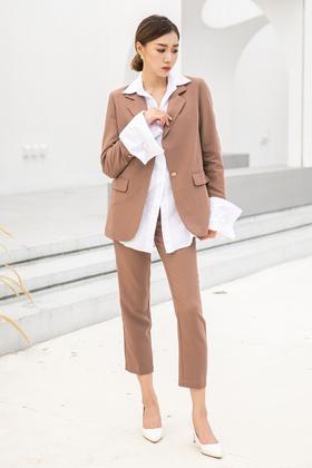 ESTELLICA 经典一字扣西装九分裤套装 14357