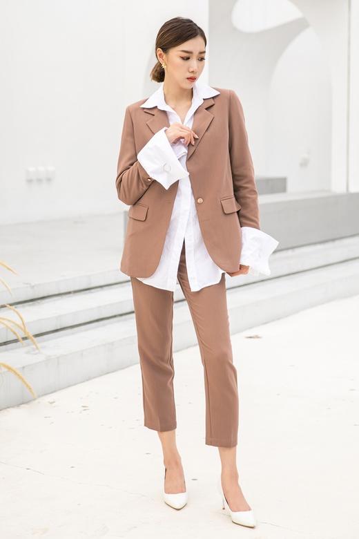 ESTELLICA 经典一字扣西装九分裤套装 14357 商品图0