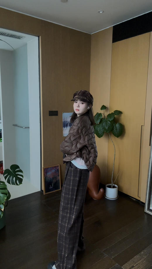 【必入单品】噢蜜ooomeooo超轻设计款羽绒服 商品图3