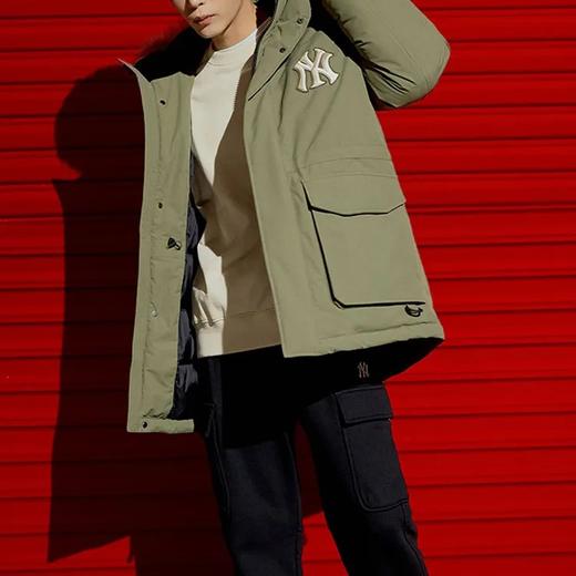 优选丨【双节特惠：奥莱仓直发】MLB秋冬男女情侣短款羽绒服/纯色徽标毛领连帽羽绒服 时尚百搭 防风保暖 商品图9