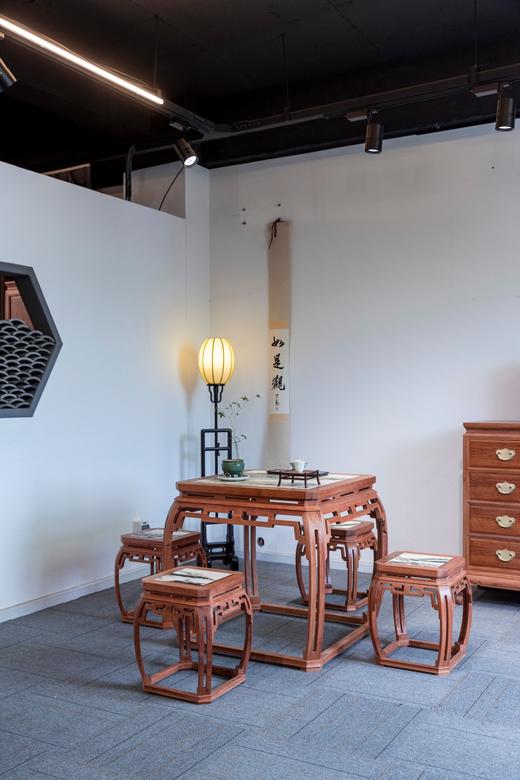 红桥红  家具严选  缅甸花梨（大果紫檀）【石面 78 仿故宫文竹 方桌五件套】 商品图1