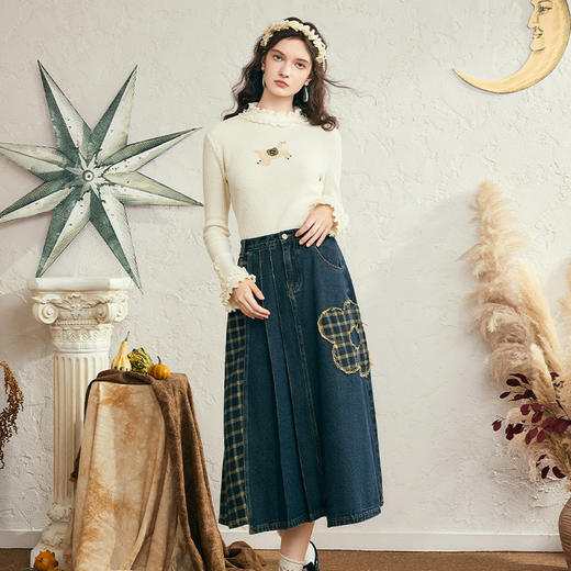 两三事异宠灵契2024冬新款小马刺绣蕾丝拼接高领打底衫长袖t恤女 商品图3