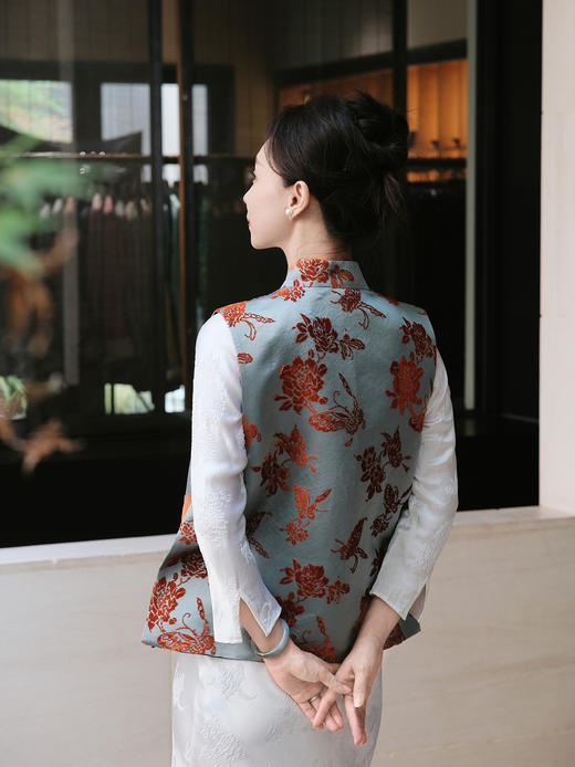 盛唐牡丹|铁锈红绒色真丝漳缎马甲(里料蝶恋花) 商品图4