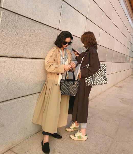 【顺丰包邮】05402 洛诗琳新款100%桑蚕丝19mm斜纹绸经典凯旋门方巾23172 商品图4