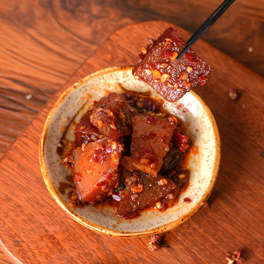 恩施 峡谷老街 土家牛肉干 腊肉干 五香味/麻辣组合 100克*2罐 200克/件 商品图4