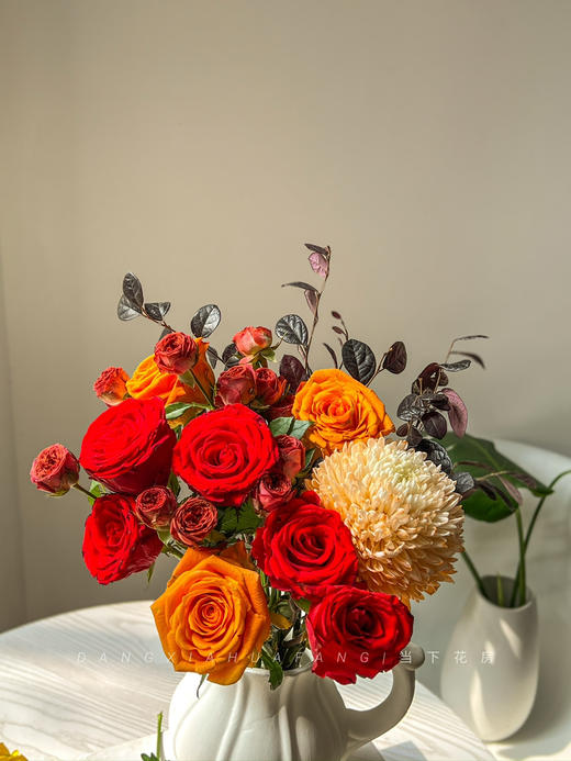 【始于心动】红玫瑰4支+橙色牡丹菊1支+巧克力泡泡多头玫瑰2支+橙色玫瑰2支+红继木5小支 商品图6
