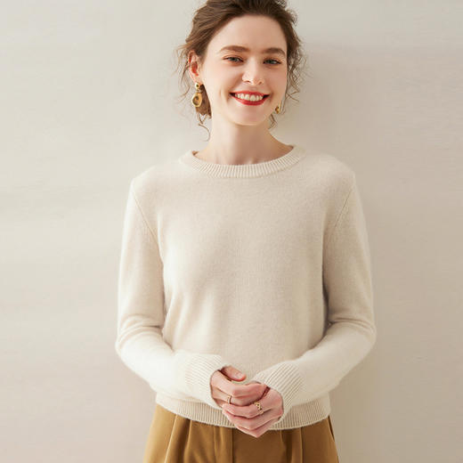 【自】全新升级【铂金会员441/天猫599/差价158】(10301) 洛诗琳2024秋冬新款时尚圆领加厚简约纯色百搭羊绒针织上衣 商品图1