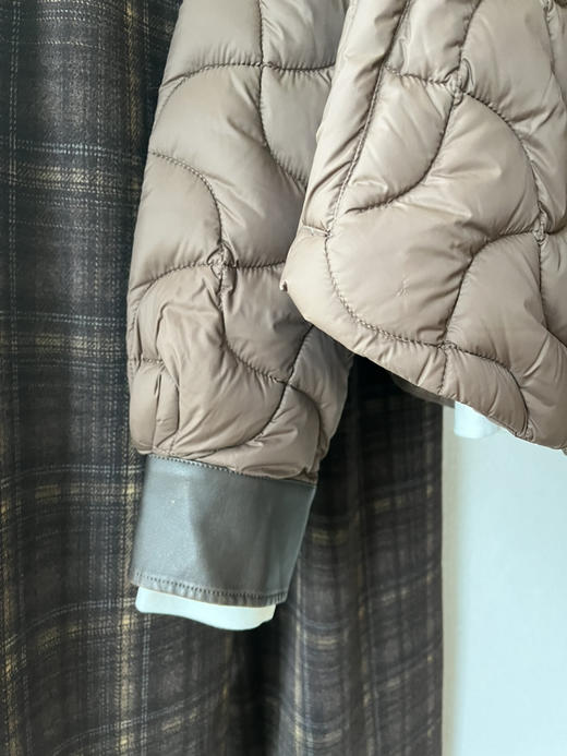 【必入单品】噢蜜ooomeooo超轻设计款羽绒服 商品图12