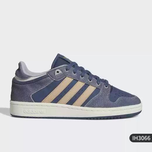 5折【自营】adidas/阿迪达斯  三叶草男女低帮翻毛皮运动板鞋 IH3066 商品图4