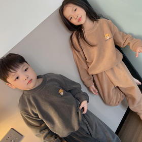 【索菲文奥粒绒儿童家居服套装】🌟双面加厚，软软糯糯⚠️商场大几百的品质！男女宝同款，🤗宝贝的冬天保暖神器🔥