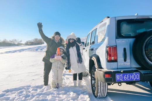 【雪原牧歌·内蒙乌兰布统亲子营】东北玩雪平替，北京集散，高性价比玩雪！越野车穿越、搭雪屋、rua驯鹿、渔猎、滑雪、长城徒步、冬日温泉…提前15天无忧退改 商品图2