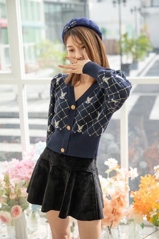 Stay2Weeks 复古格纹兔头V领菱形提花针织衫 14375 商品图0