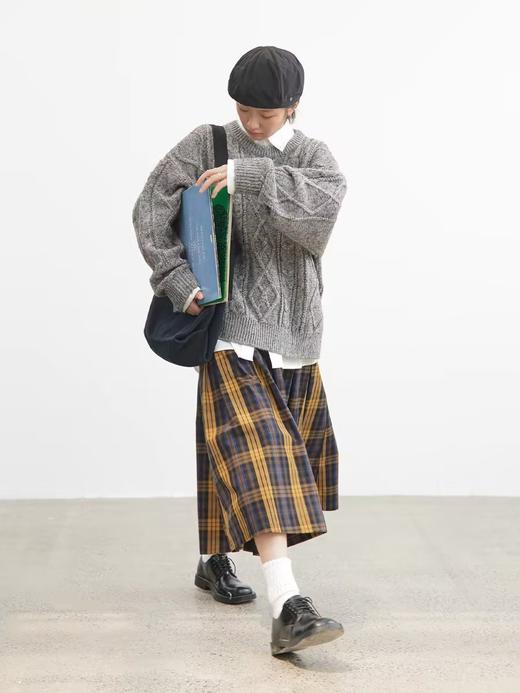 步履不停/4C13220C/复古麻花圆领杂灰色套头毛衣针织衫 商品图1