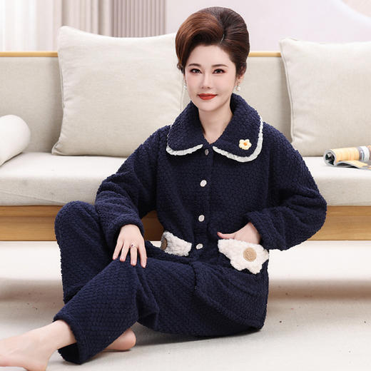 秋冬【中老年人珊瑚绒睡衣】妈妈装 冬天家居服 奶奶开衫法兰绒两件套装 商品图9