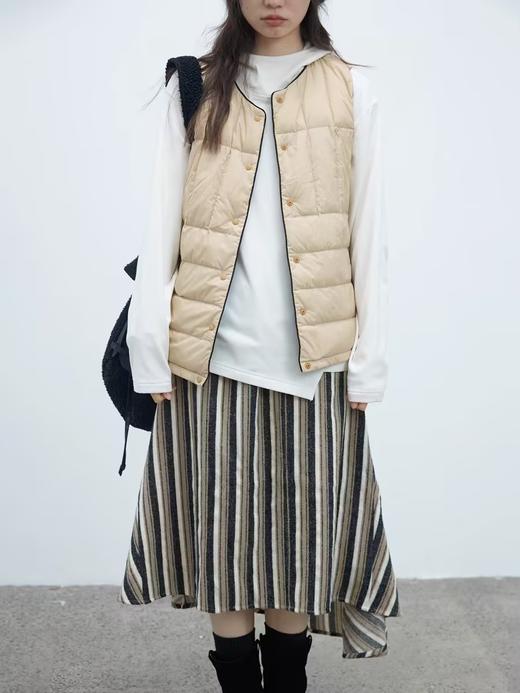 步履不停/4D41124C/不规则A摆条纹长裙 商品图1