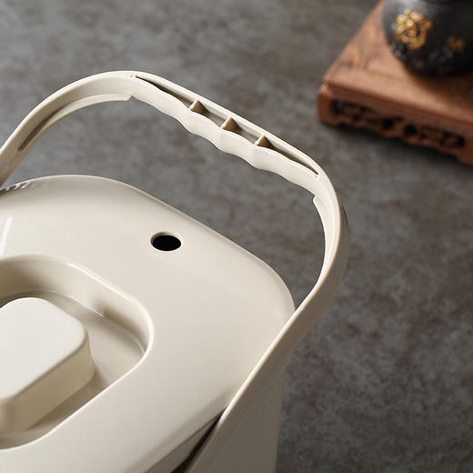 【提盖设计，弧形提手，过滤网设计】家用大容量茶水桶 方形茶渣过滤茶桶 茶盘废水排水桶 茶水茶叶垃圾桶-QQ 商品图2