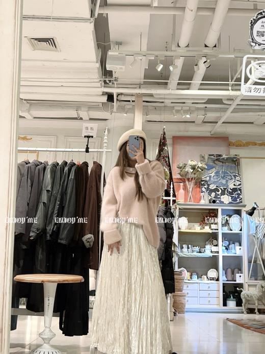 【门店同款】ENJOY冬季自由意志亮片V领软糯毛衣 159993286 商品图4