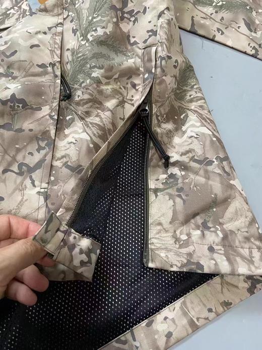 现货 柬埔寨产正品的卡哈特猎装迷彩冲锋衣..只有几件.. 商品图5