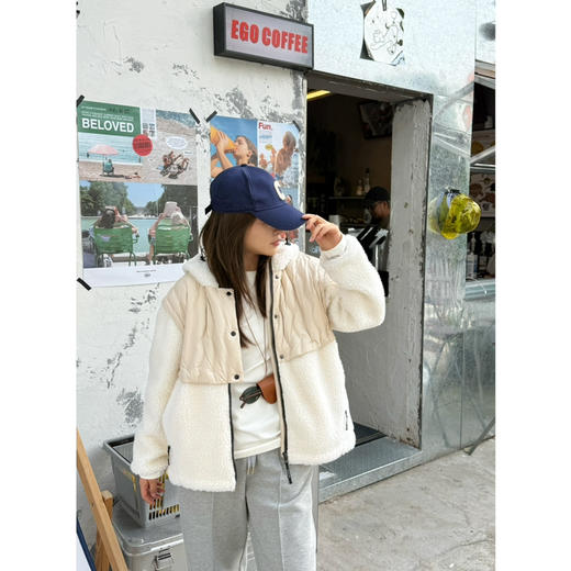 25特价 2411201   羽绒“羊羔毛” 拼接外套 商品图4