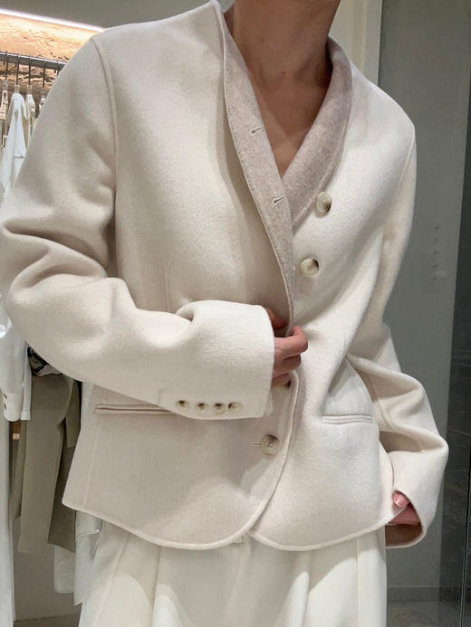 Puree｜#0728 弧形短上衣 [ 灰 / 白 / 绿] 商品图1