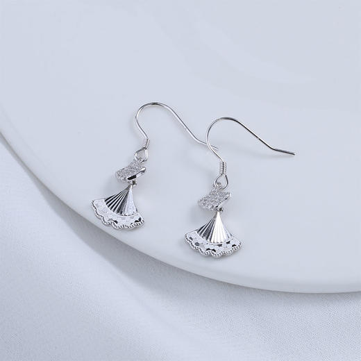 【宏艺珠宝】裙摆绮梦·银s925耳饰 商品图3