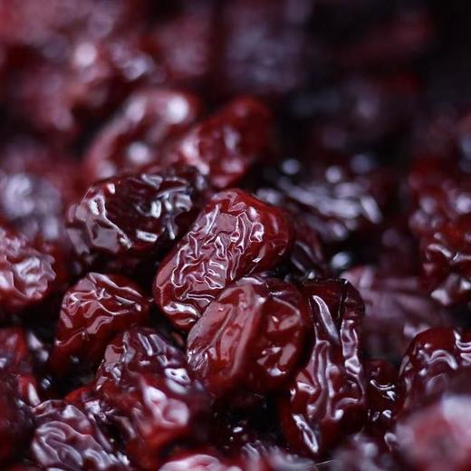 热卖！！【三蒸三晒枣】日食三颗枣，百岁不显老，三蒸三晒后的灰枣，不仅不容易上火，而且糖分得到充分转化，营养成分更容易被身体吸收！ 商品图0