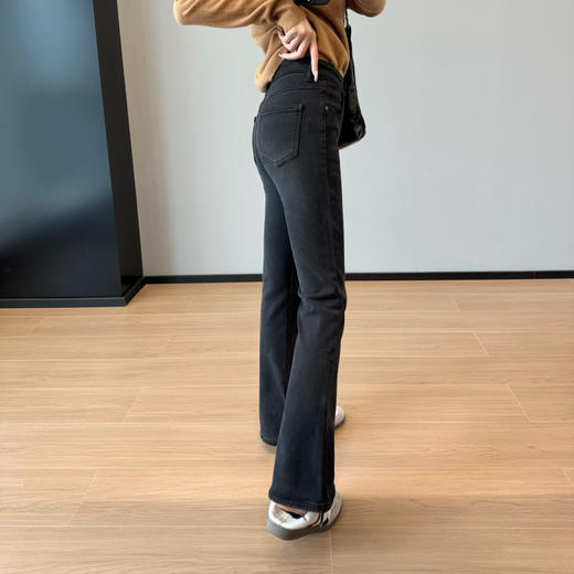 巨显脚长！雪绒植绒高腰弹力显瘦显腿细加绒微喇牛仔裤长裤女24冬 商品图2