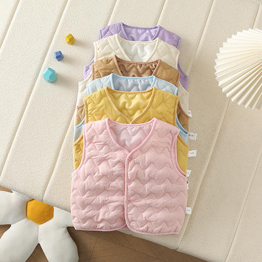 【49/任选2件】韩版宝宝冬季新款夹棉保暖外出幼儿波浪纹暖背外出马甲聚 商品图1
