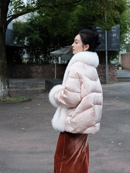 盛唐婧| 千里江山粉黛佳人真丝鹅毛羽绒服 商品图10