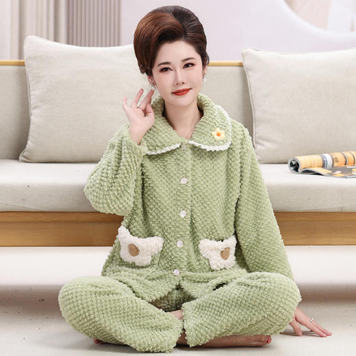 秋冬【中老年人珊瑚绒睡衣】妈妈装 冬天家居服 奶奶开衫法兰绒两件套装 商品图1