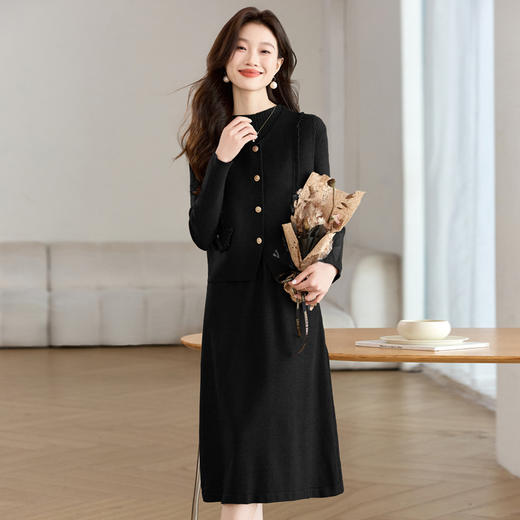 CC-QL-W8509针织连衣裙马甲两件套女秋冬裙子气质中长款毛衣裙套装 商品图2