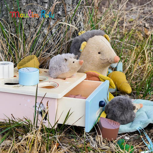 Moulin Roty 刺猬玩偶 多功能/启蒙玩偶 适用年龄0岁以上 内置摇铃 哈哈镜 三只邦尼兔系列 法国品牌-678075 商品图6