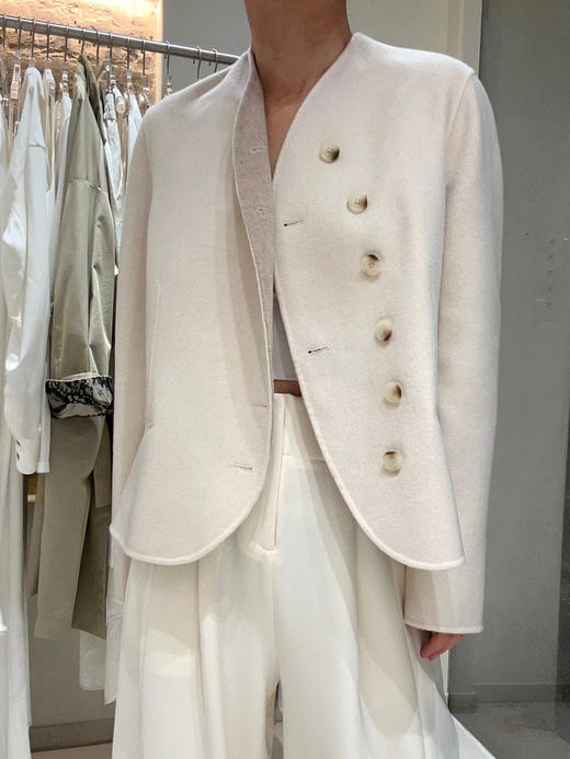 Puree｜#0728 弧形短上衣 [ 灰 / 白 / 绿] 商品图2