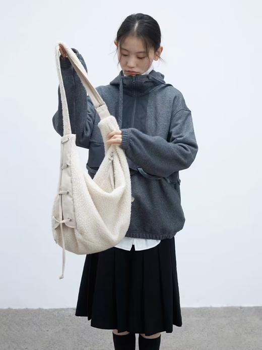 步履不停/4D15082C/套头拼接设计灰色白色卫衣外套 商品图2