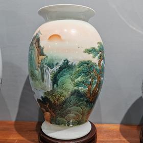 新彩旭日东升赏瓶