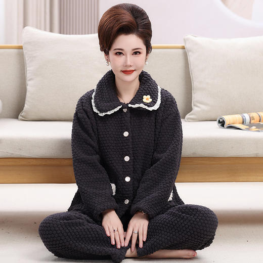 秋冬【中老年人珊瑚绒睡衣】妈妈装 冬天家居服 奶奶开衫法兰绒两件套装 商品图4